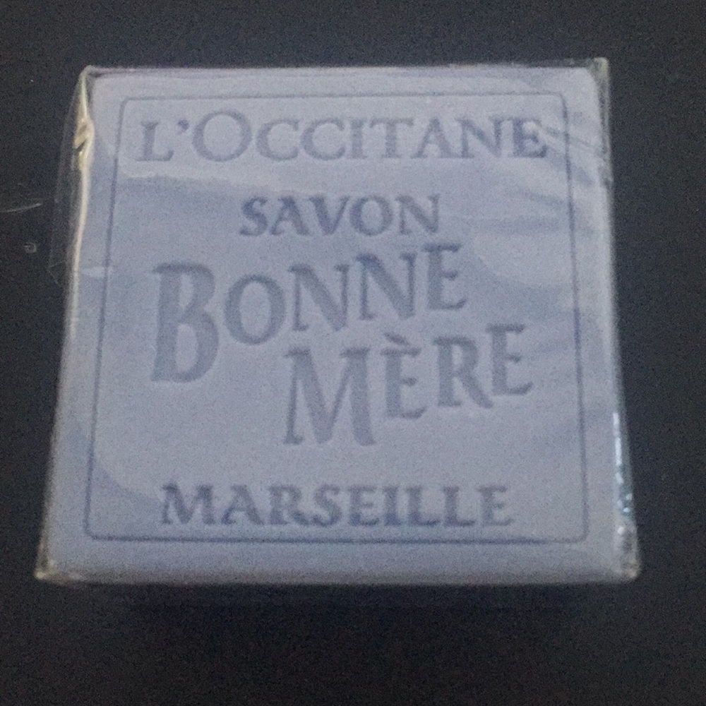 L’occitane en Provence 100 g Lavender Soap New